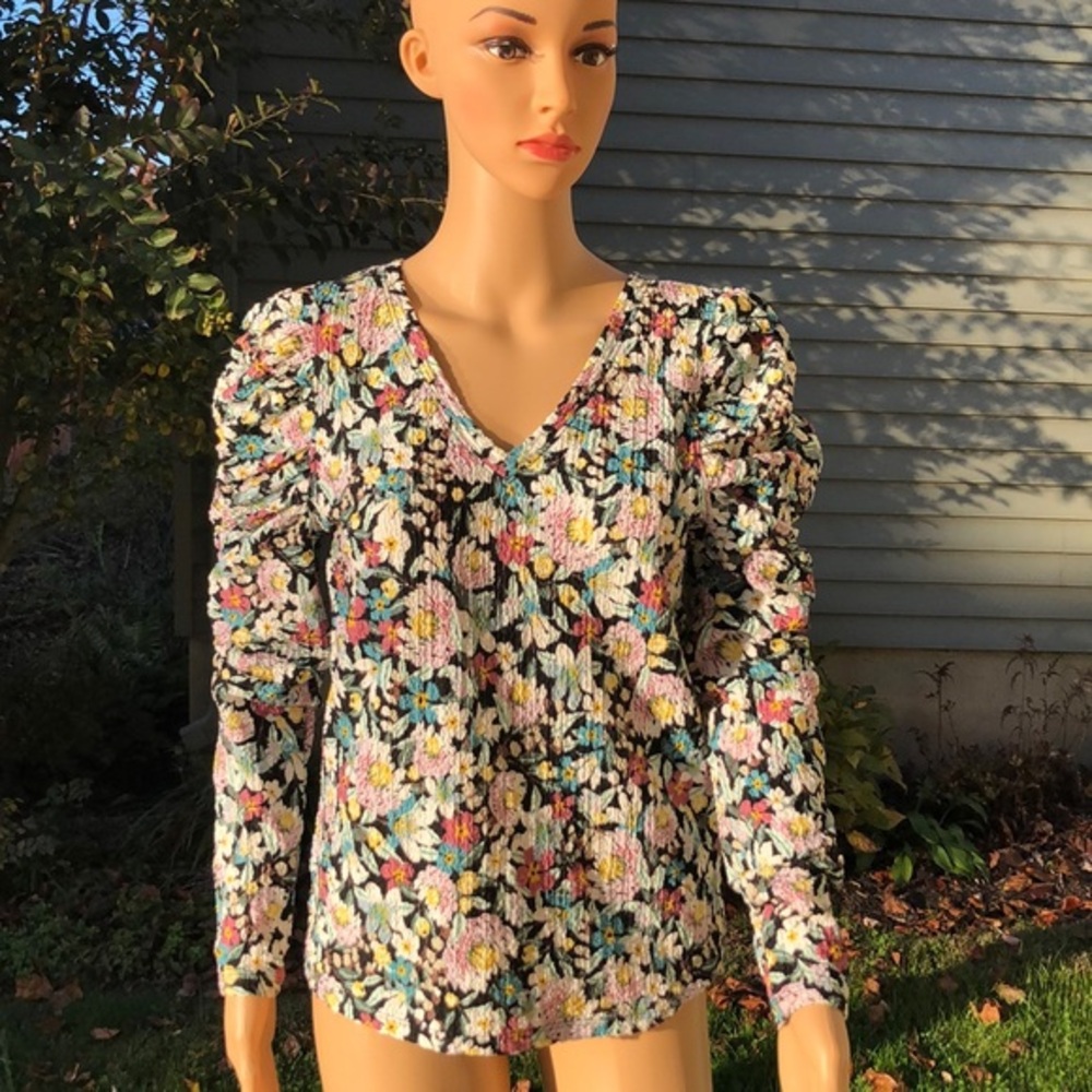 Loft Puff Sleeve Top Size Small - BNWOT